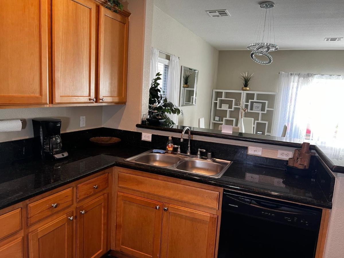 Spacious, Chic 3Bd, Sleeps 8 Convenient To Everything Las Vegas Exterior foto